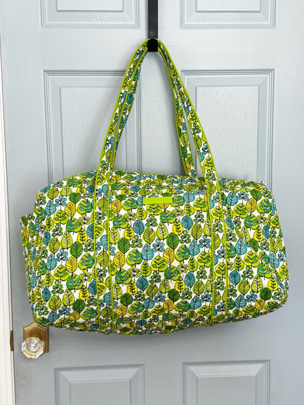 Vera Bradley Lime Green Teal Leaves Large Duffel Bag Travel Limes Up EUC